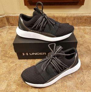 Under Armour Women's Breathe Lace Shoes - Size 7